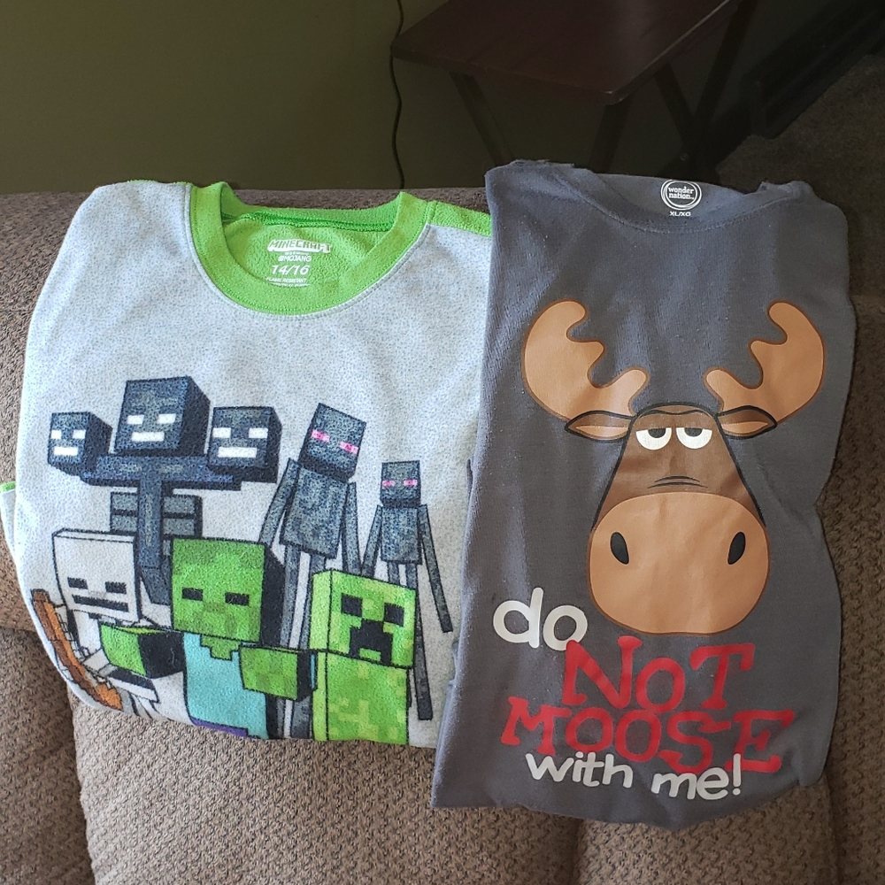 🎮 Pajama shirts boys MINDCRAFT.  & MOOSE, lot of 2 size XL 14/16.